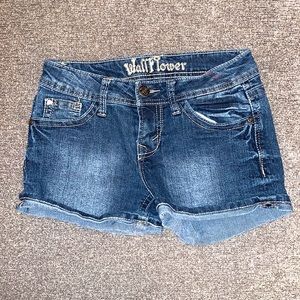 Wallflower Shorts
